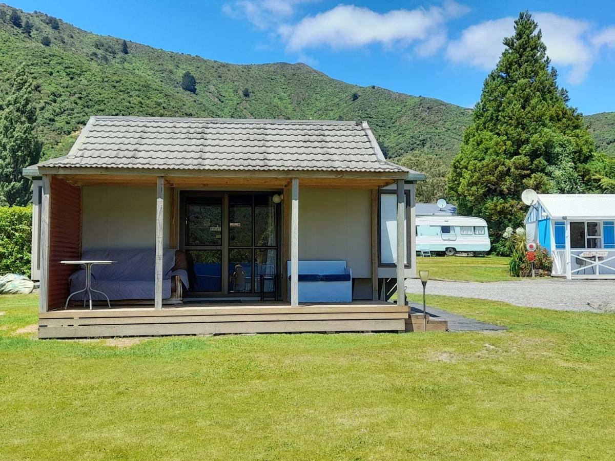 Picton'S Waikawa Bay Holiday Park Екстериор снимка