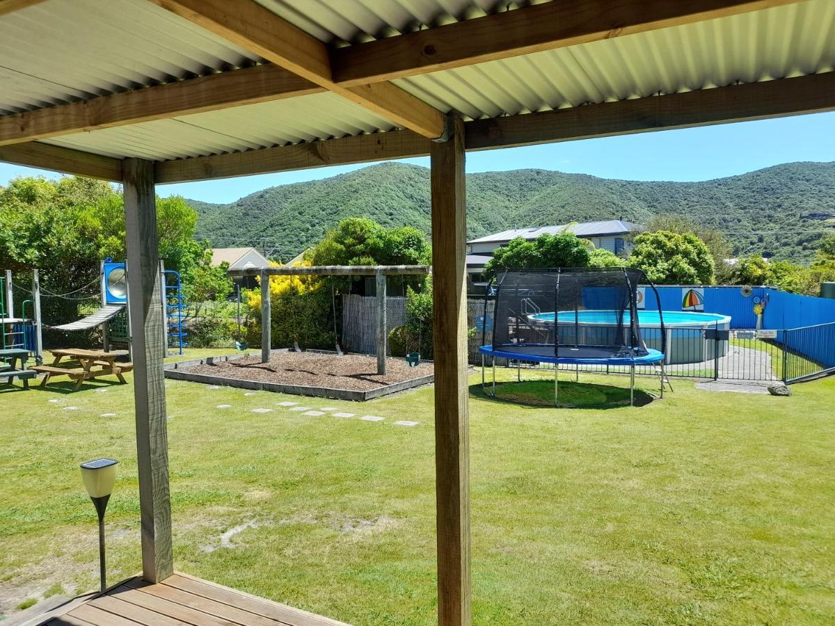 Picton'S Waikawa Bay Holiday Park Екстериор снимка