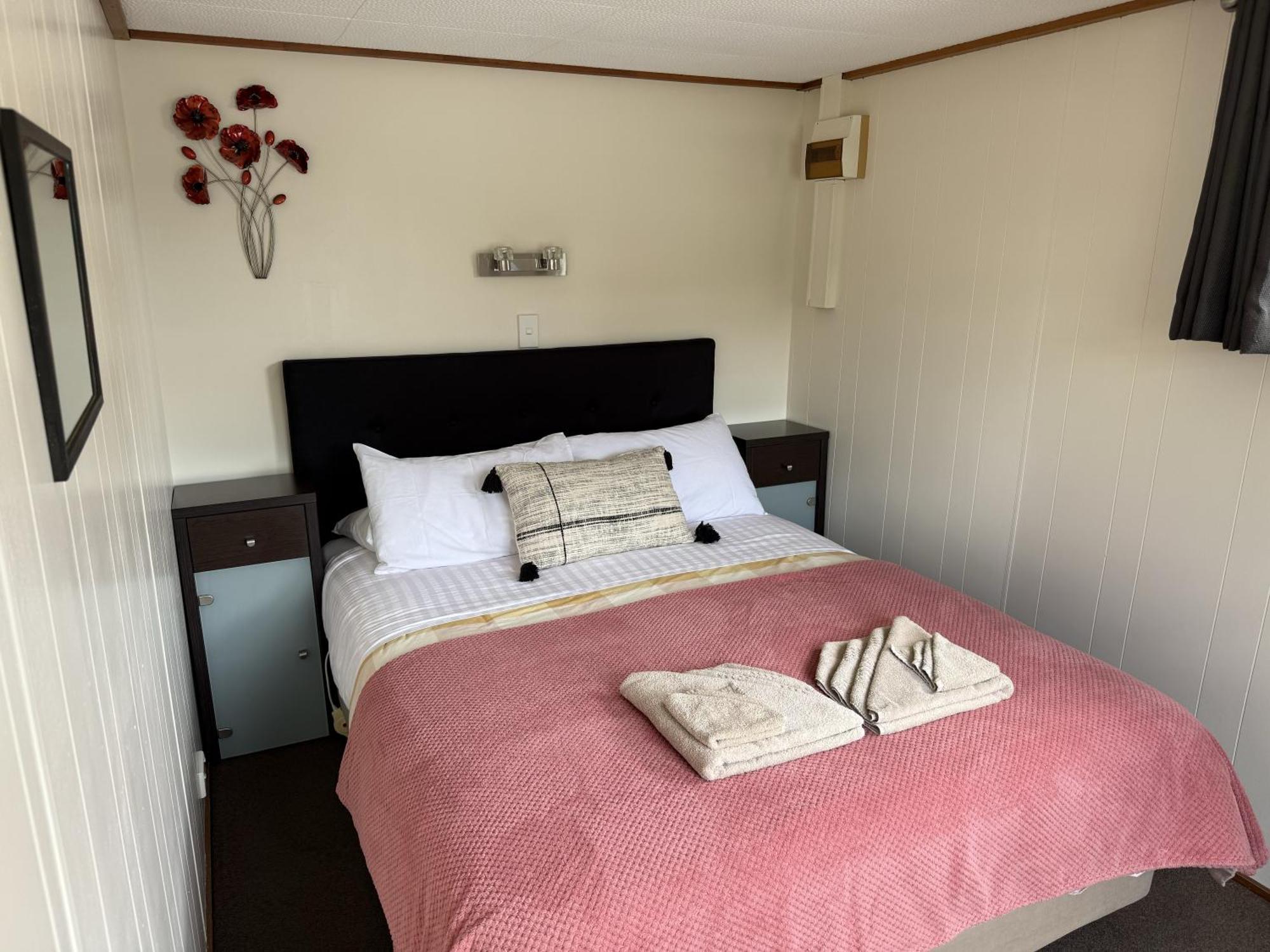Picton'S Waikawa Bay Holiday Park Екстериор снимка
