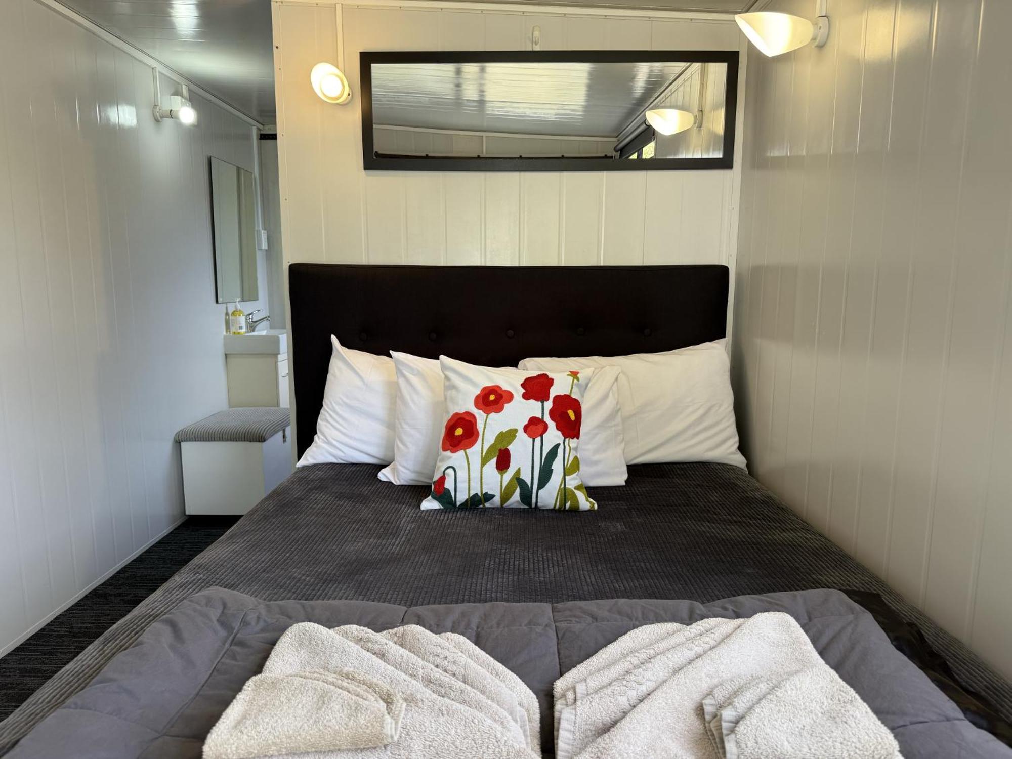 Picton'S Waikawa Bay Holiday Park Екстериор снимка